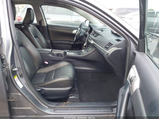 2012 LEXUS CT 200H JTHKD5BH8C2122769 Photo 4