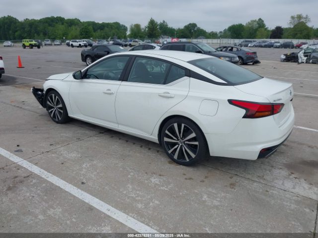 2019 NISSAN ALTIMA 1N4BL4CV5KC157741 Photo 2