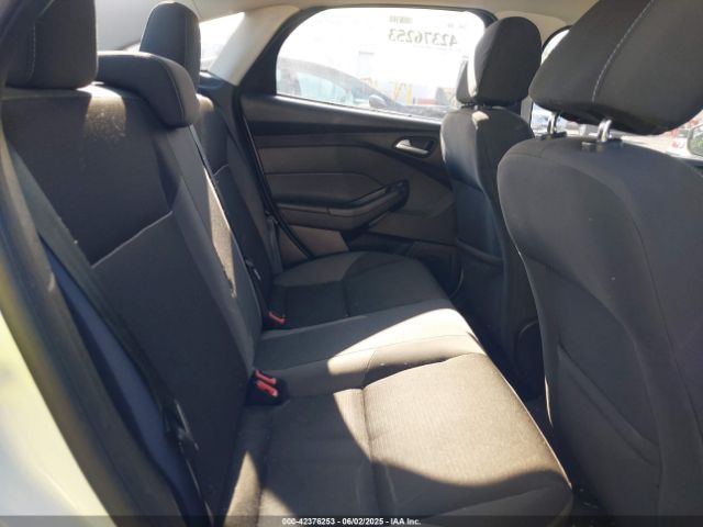 1FADP3F22EL404484 Ford FOCUS SE