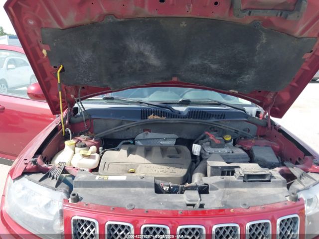 1C4NJDEB4FD395192 Jeep Compass Latitude
