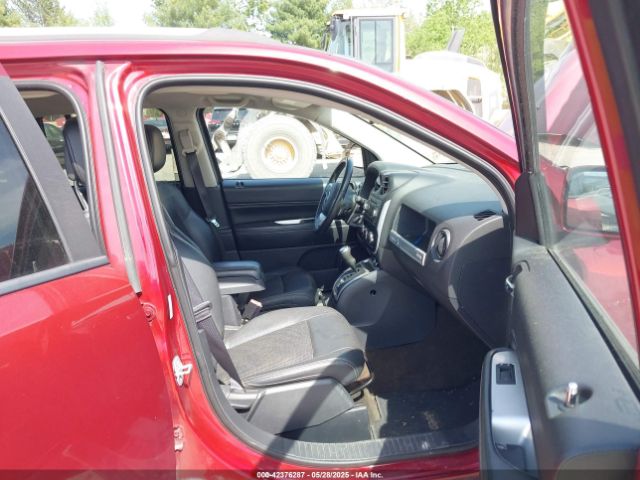 1C4NJDEB4FD395192 Jeep Compass Latitude