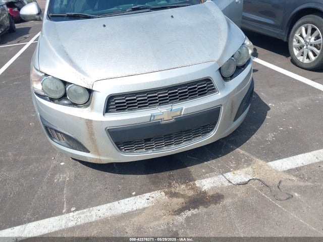 1G1JC6SH1E4100084 Chevrolet Sonic Lt Auto