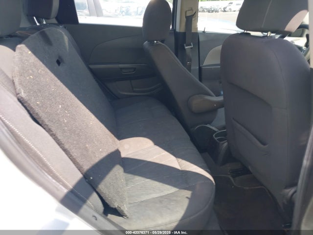 1G1JC6SH1E4100084 Chevrolet Sonic Lt Auto