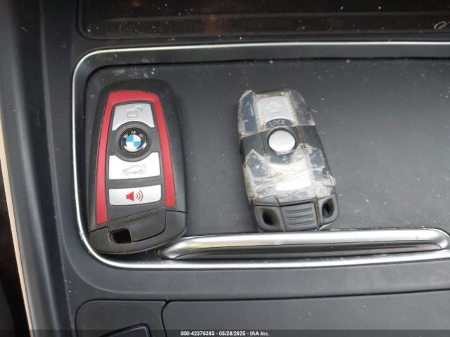WBA8A9C55JAH14195 BMW 320i
