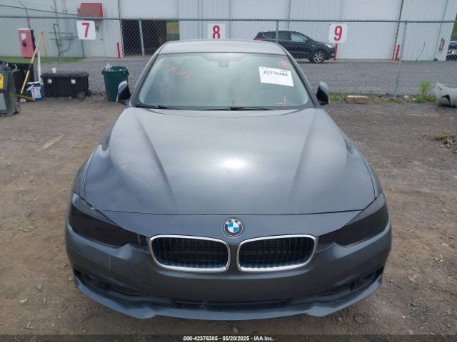 WBA8A9C55JAH14195 BMW 320i