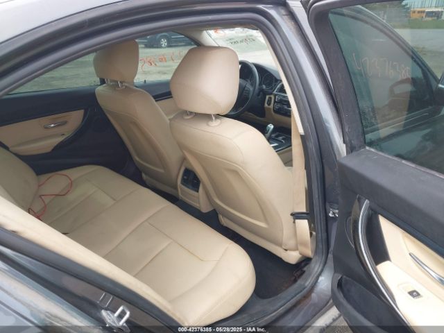 WBA8A9C55JAH14195 BMW 320i