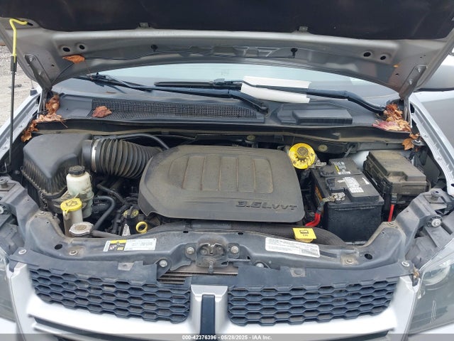 2C4RDGEG6KR670400 Dodge Grand Caravan
