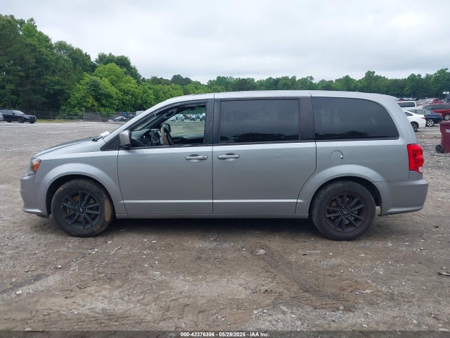 2C4RDGEG6KR670400 Dodge Grand Caravan