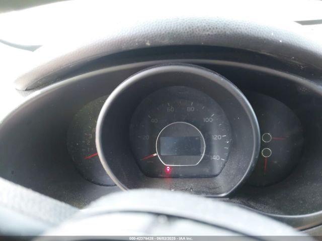 KNDJN2A2XF7783023 KIA Soul !