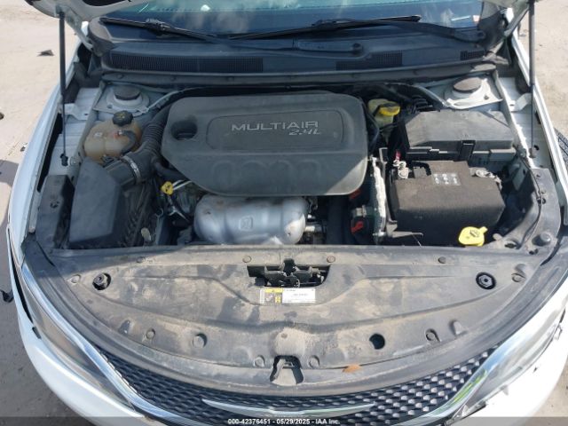 2016 CHRYSLER 200 1C3CCCAB8GN178200 Photo 9