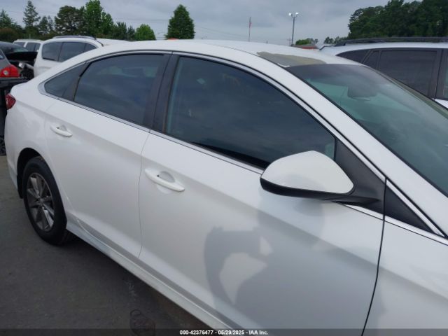 5NPE24AF4KH745074 Hyundai SONATA SE