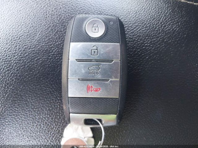 KNDPN3AC8H7162911 KIA Sportage Ex