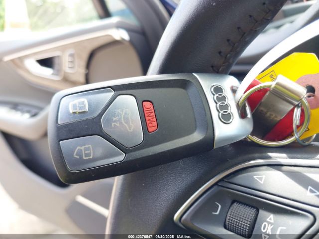WA1LAAF78KD037422 Audi Q7 55 Premium/55 Se Premium