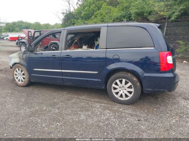 2013 CHRYSLER TOWN & COUNTRY 2C4RC1BG0DR510536 Photo 2