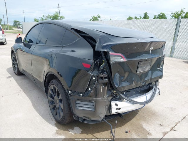 2022 TESLA MODEL Y 7SAYGDEE5NA007495 Photo 2