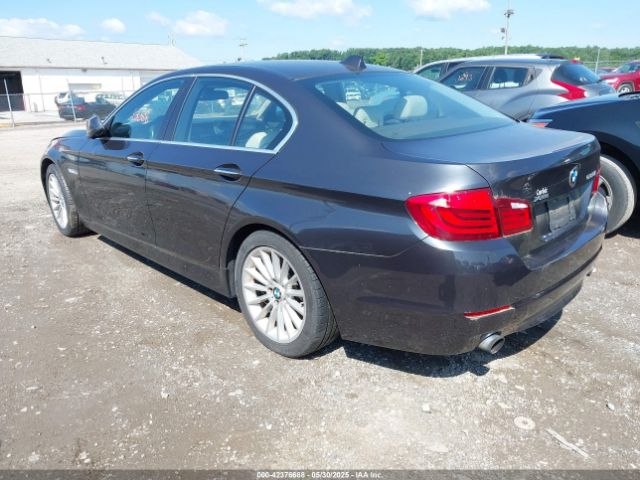 2013 BMW 535I WBAFU7C5XDDU68439 Photo 2