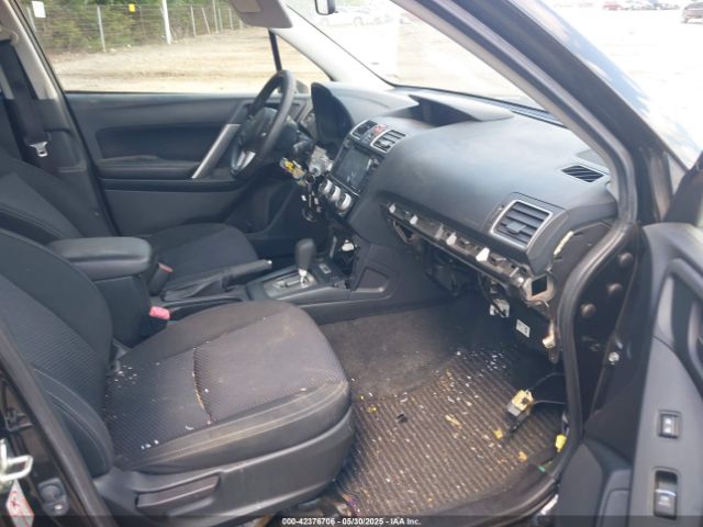 JF2SJAGC5JH487910 Subaru Forester 2.5i Premium