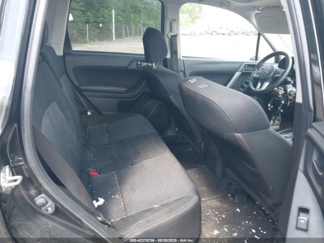 JF2SJAGC5JH487910 Subaru Forester 2.5i Premium