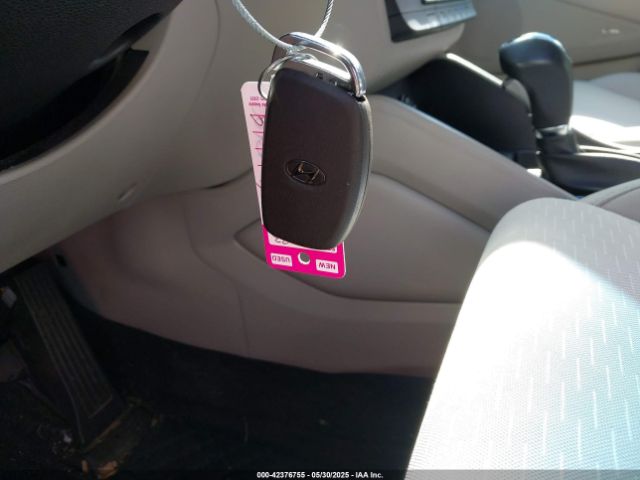 KM8J33AL9MU290948 Hyundai Tucson Sport