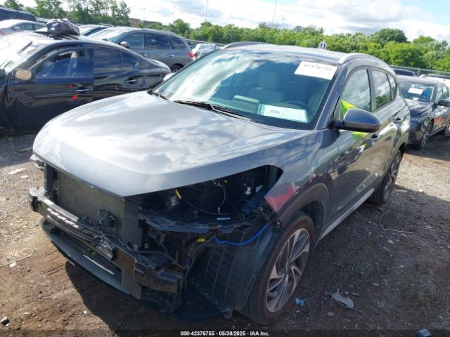KM8J33AL9MU290948 Hyundai Tucson Sport