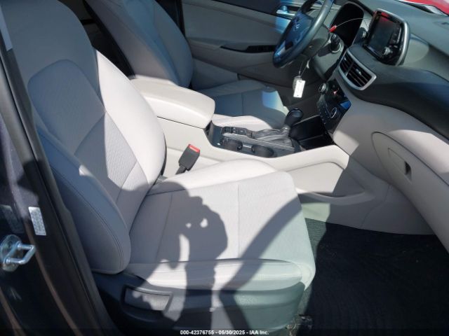 KM8J33AL9MU290948 Hyundai Tucson Sport