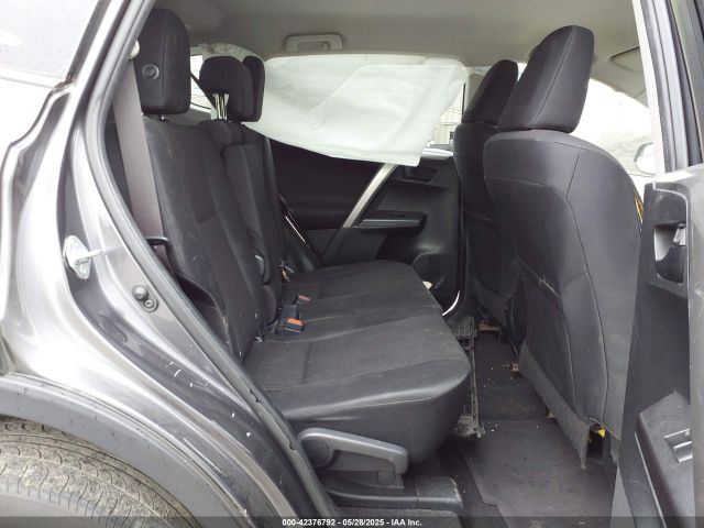 JTMZFREVXJJ169369 Toyota RAV4 LE