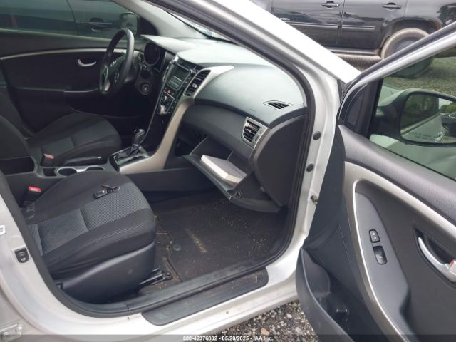 KMHD35LH4GU326129 Hyundai ELANTRA GT