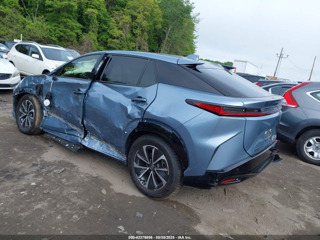 2024 LEXUS RZ 450E JTJAAAAB7RA023562 Photo 2