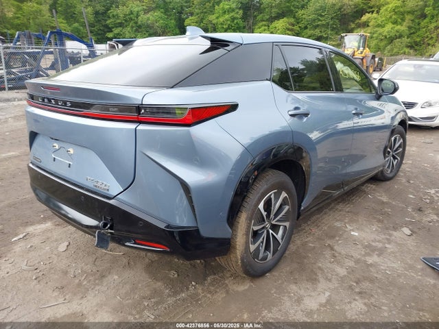 2024 LEXUS RZ 450E JTJAAAAB7RA023562 Photo 3