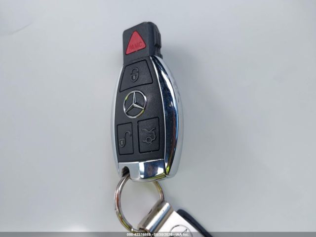 2011 MERCEDES-BENZ E 550 WDDHF9AB9BA442932 Photo 10