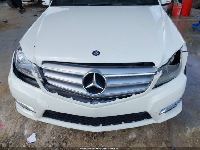2012 MERCEDES-BENZ C 300 WDDGF8BB0CA649781 Photo 5