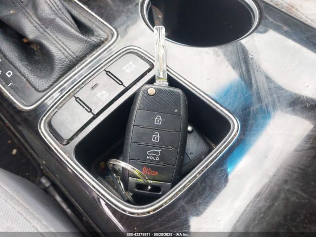 5XYKTCA66FG593788 KIA SORENTO LX