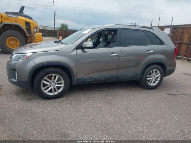 5XYKTCA66FG593788 KIA SORENTO LX
