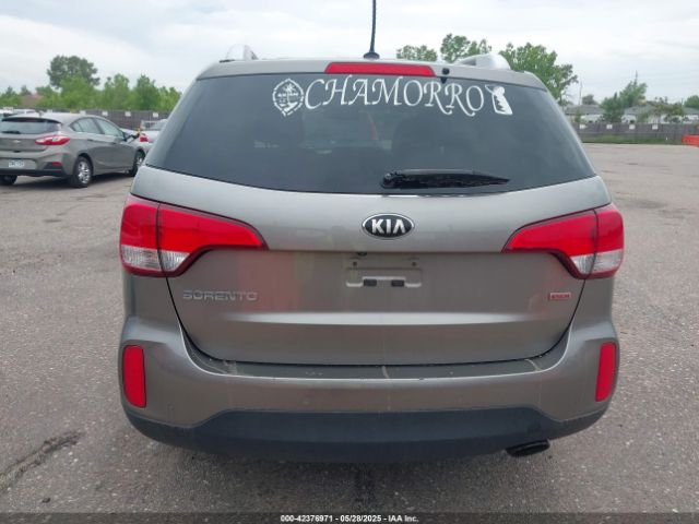 5XYKTCA66FG593788 KIA SORENTO LX