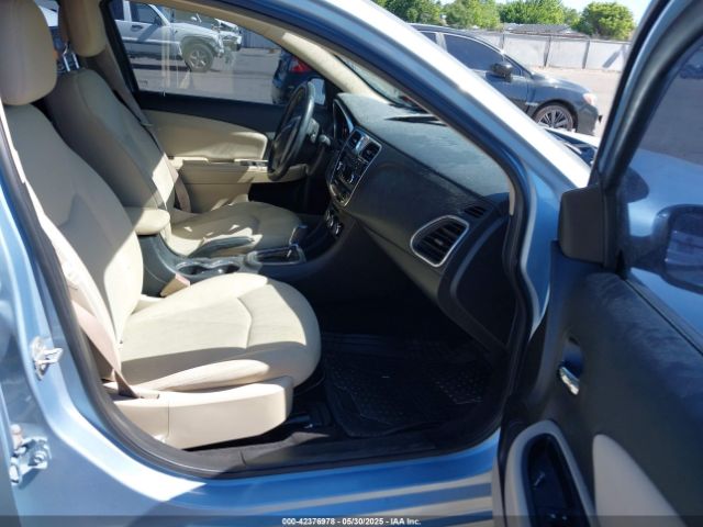 2013 CHRYSLER 200 1C3CCBBB0DN545434 Photo 4