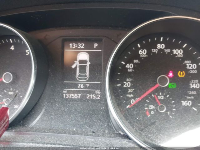 1VWAT7A30GC038976 Volkswagen Passat 1.8t S