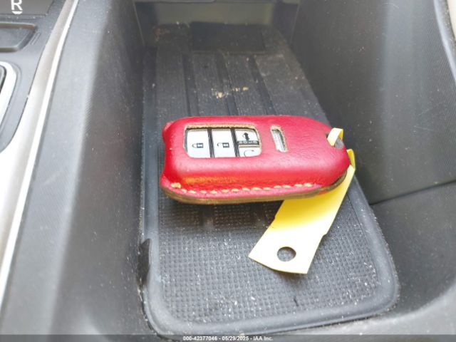 2019 HONDA INSIGHT 19XZE4F50KE027924 Photo 10