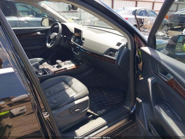 WA1BNAFY8J2046995 Audi Q5 2.0t Premium/2.0t Tech Premium