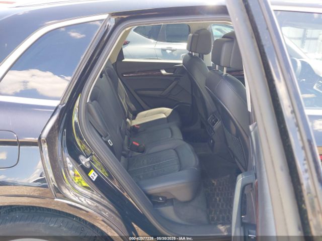 WA1BNAFY8J2046995 Audi Q5 2.0t Premium/2.0t Tech Premium