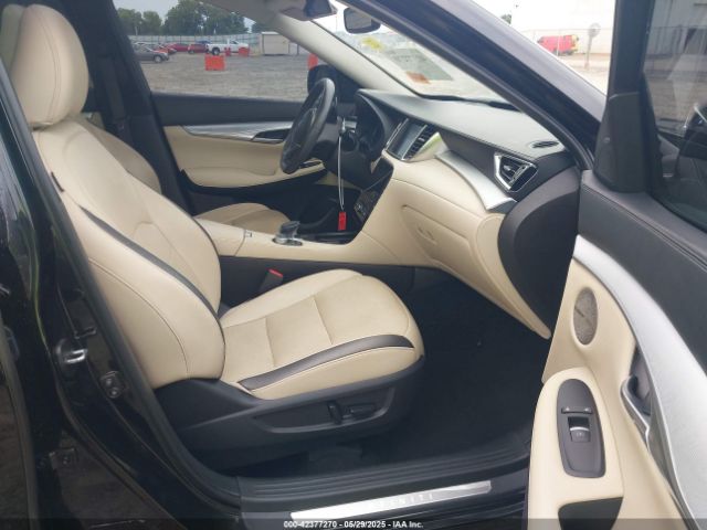 2019 INFINITI QX50 3PCAJ5M33KF107986 Photo 4