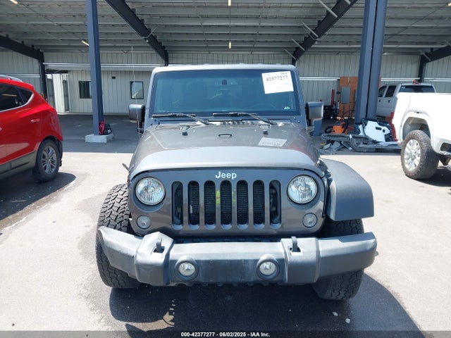 1C4BJWDG9JL804801 Jeep Wrangler Jk Unlimited Sport S 4x4