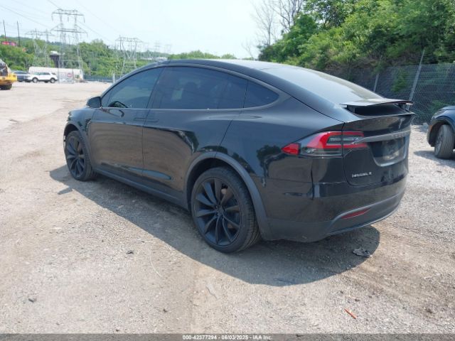 2018 TESLA MODEL X 5YJXCAE28JF088921 Photo 2