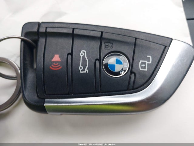 3MW5R7J03N8C59689 BMW 330I