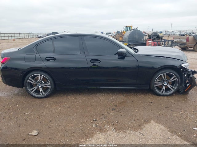 3MW5R7J03N8C59689 BMW 330I