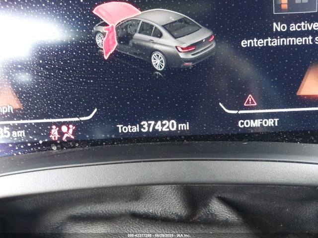 3MW5R7J03N8C59689 BMW 330I