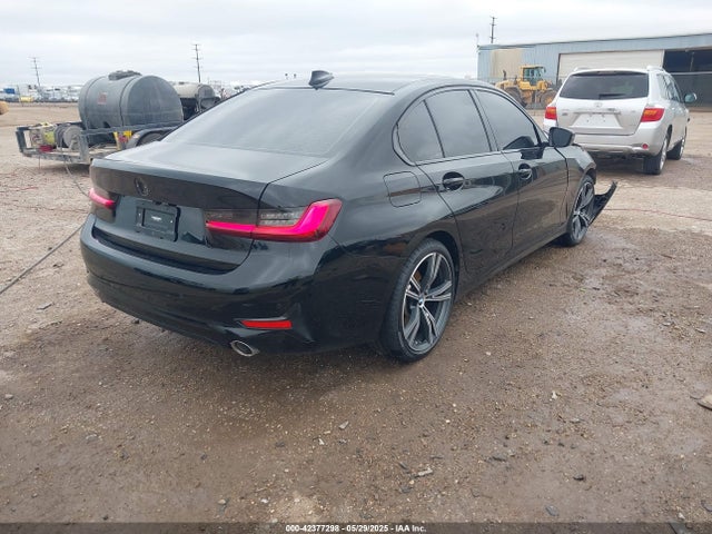 3MW5R7J03N8C59689 BMW 330I