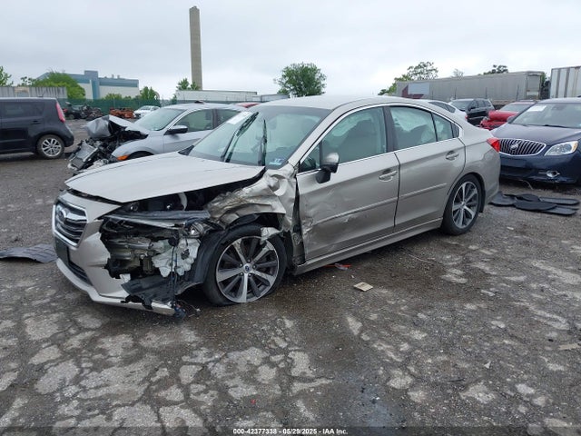 Subaru u4 2019 4S3BNEJ69K3031663 Image 2