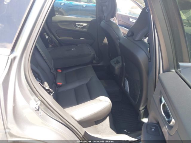 2019 VOLVO XC60 LYV102DKXKB224961 Photo 7