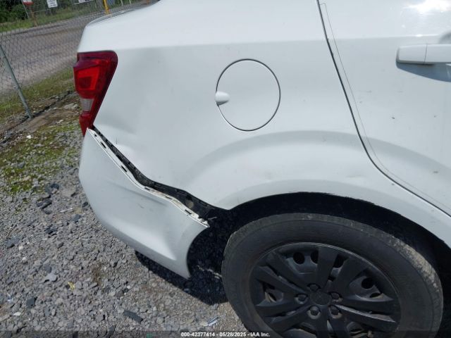 1G1JB5SH4J4114035 Chevrolet Sonic Ls Auto
