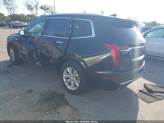 2023 CADILLAC XT6 1GYKPAR44PZ147079 Photo 2